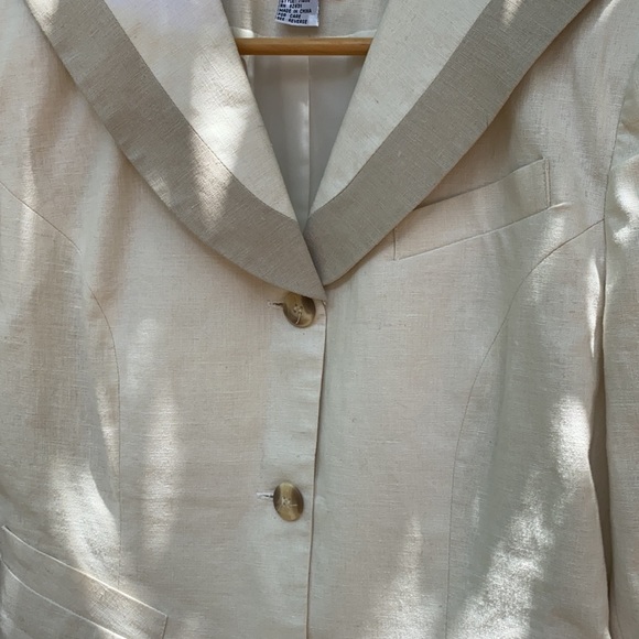 JRT by Newport News - Picture 6 of 6